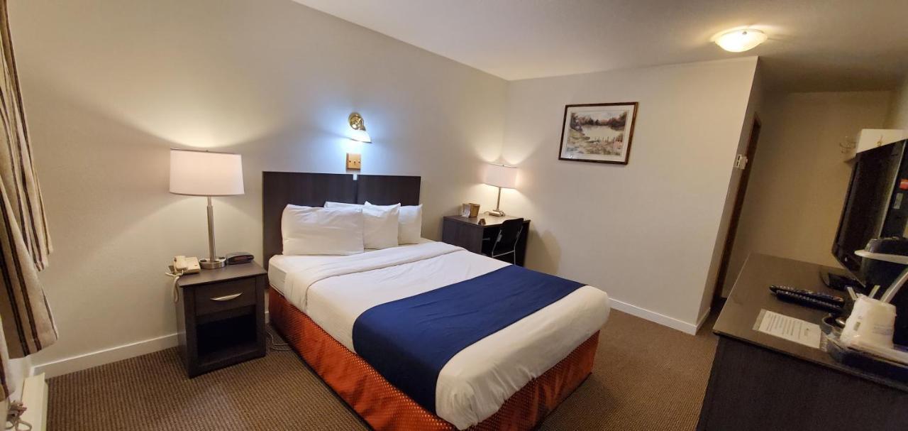 Travelodge By Wyndham Mcbride Dış mekan fotoğraf